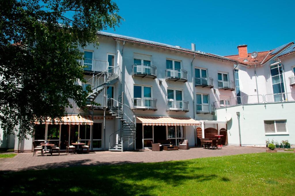 Hotel Saarpark Mettlach Eksteriør billede